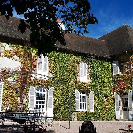 Le Domaine Du Mijarnier Bed & Breakfast Montbeugny Bagian luar foto