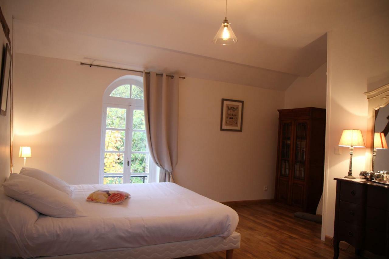 Le Domaine Du Mijarnier Bed & Breakfast Montbeugny Bagian luar foto